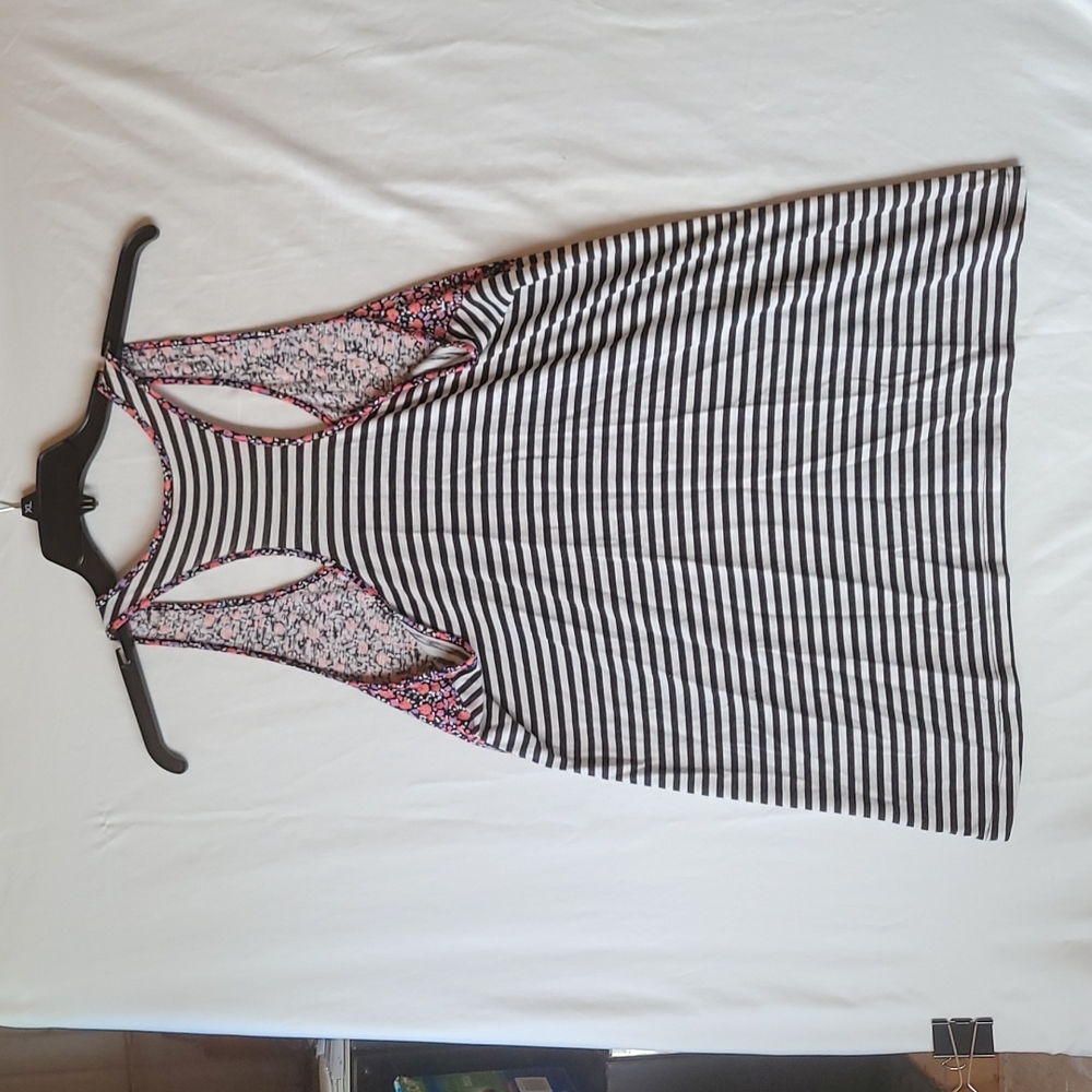 Massimo Supply Co tank - Picture 3 of 3